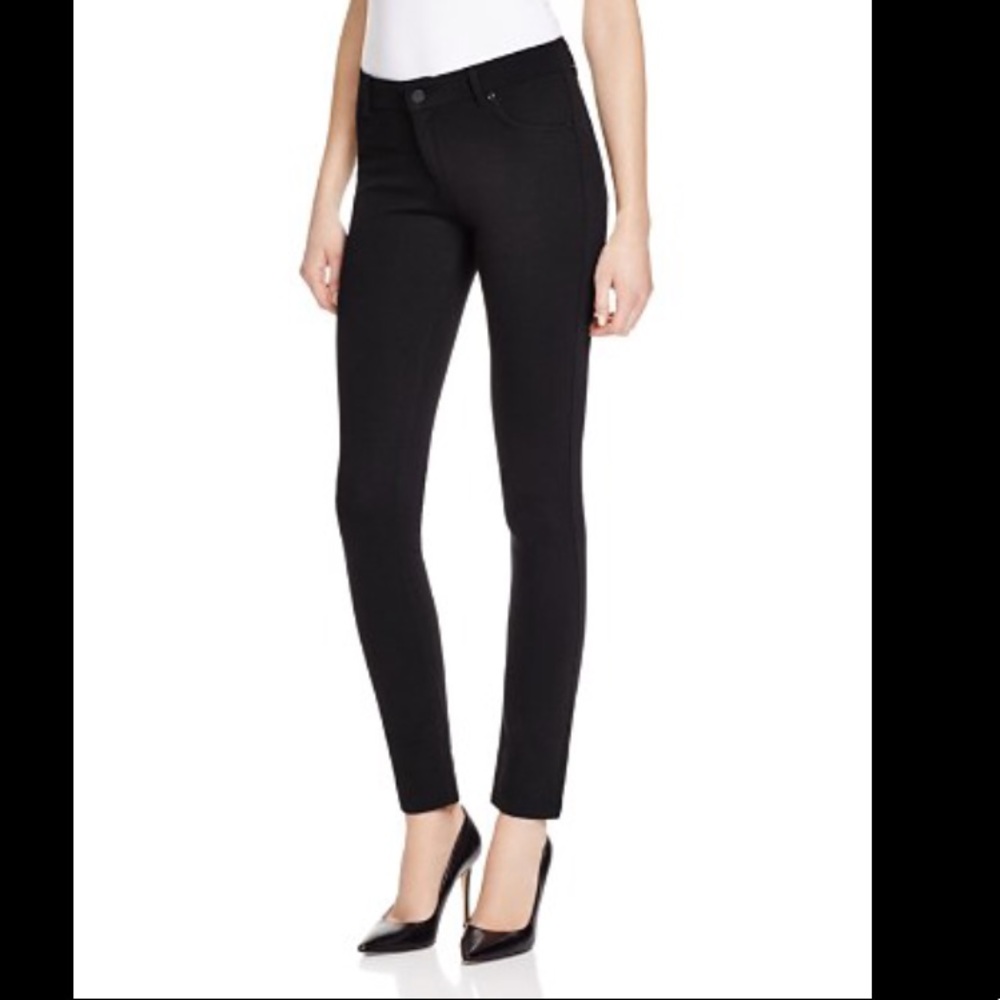 Black leggings